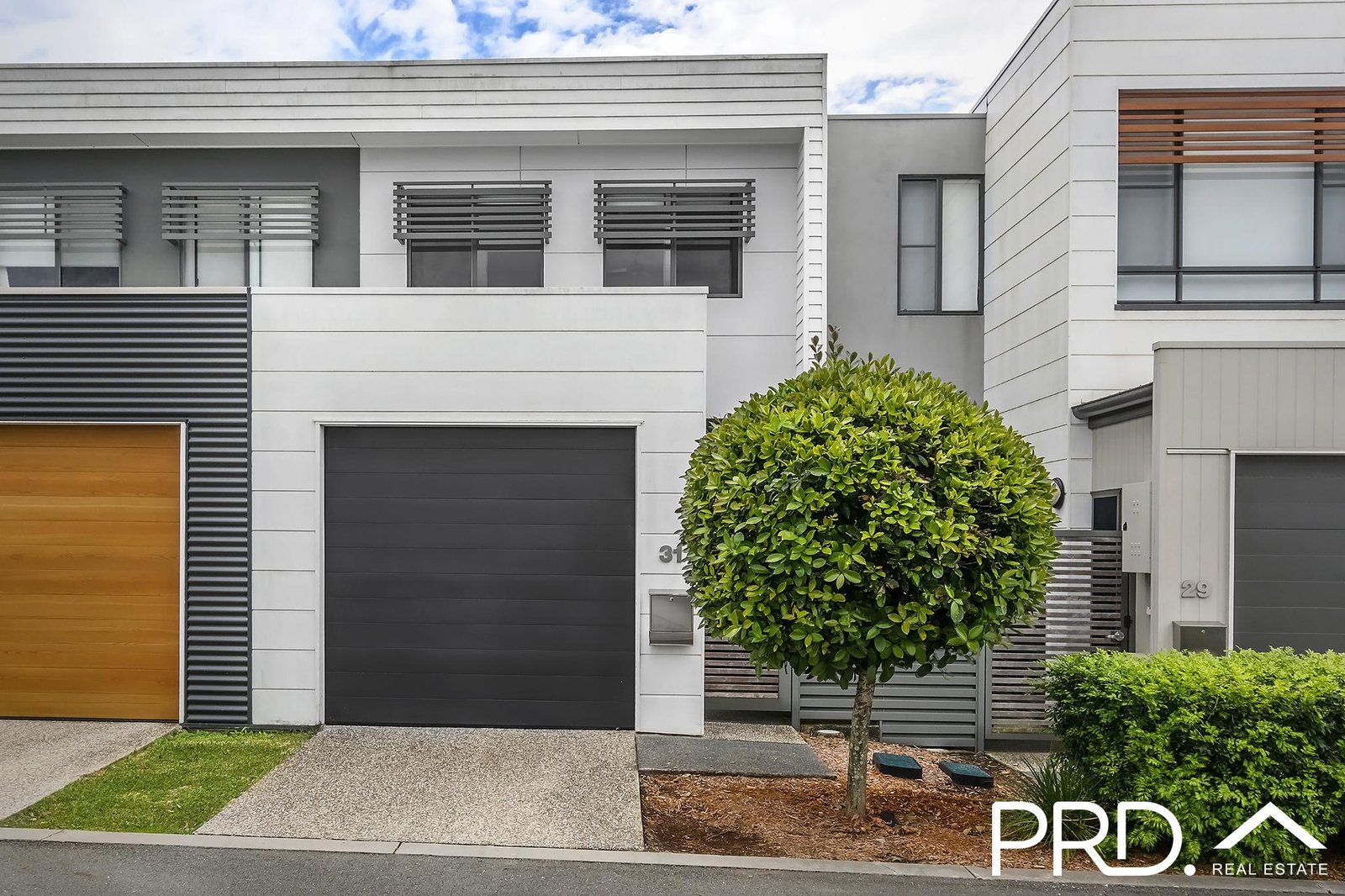 31 The Gardenway  ROBINA 2