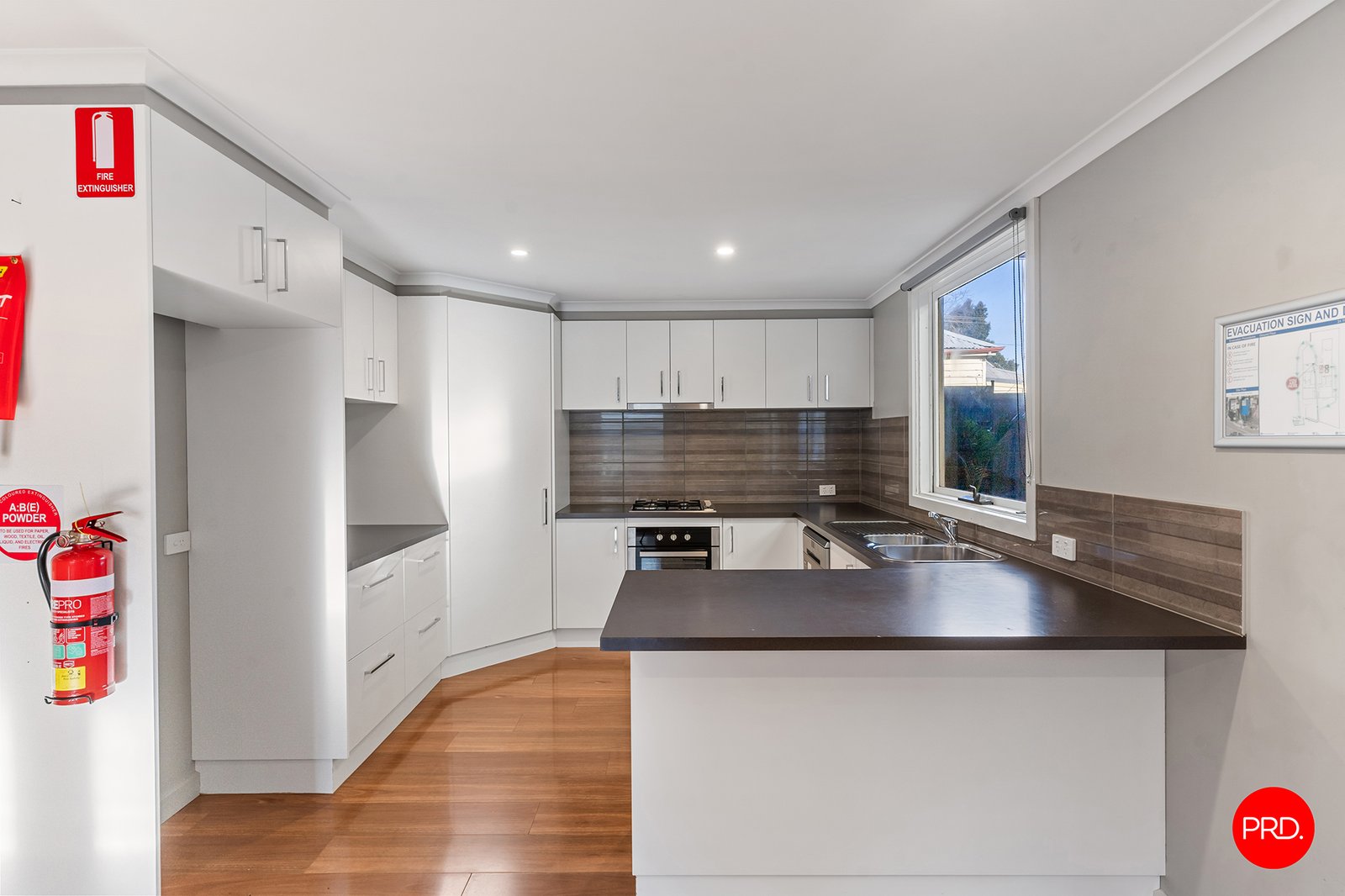 31 Thistle Street GOLDEN SQUARE 7