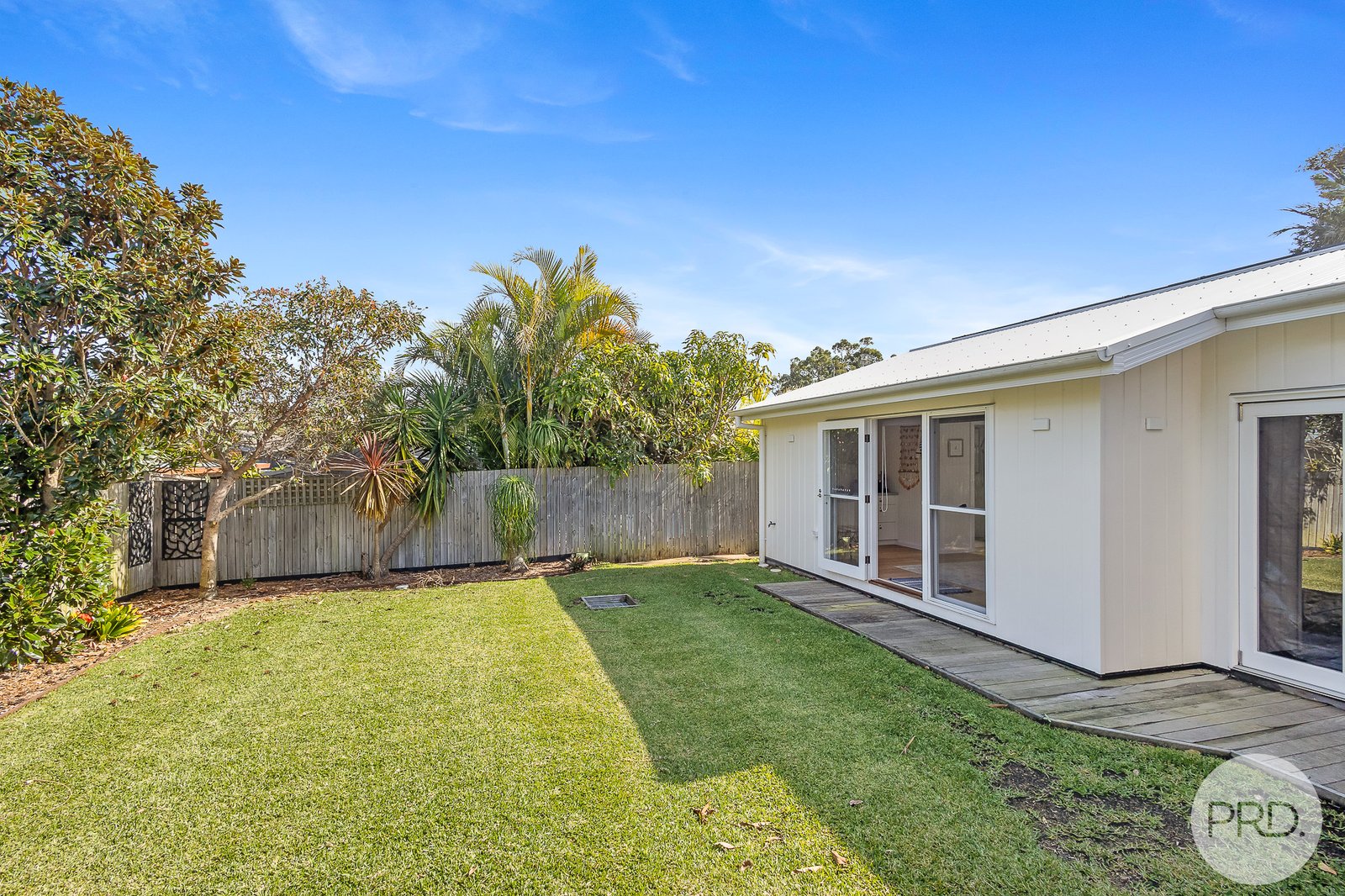 31 Tomaree Road SHOAL BAY 22