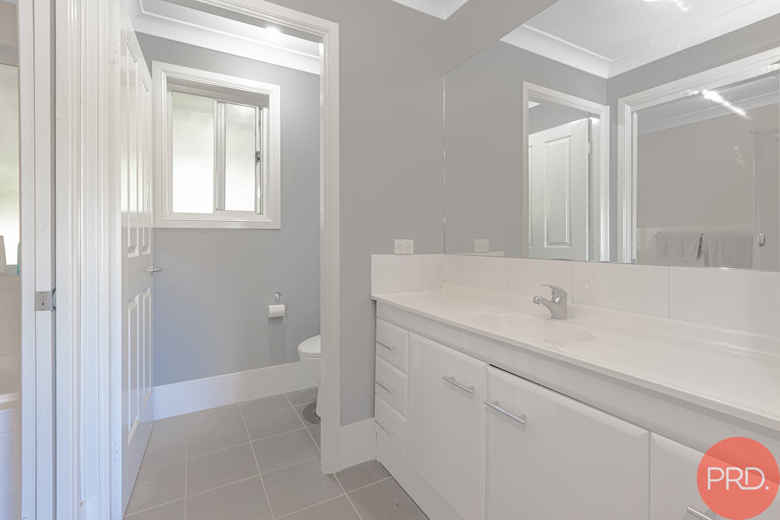 31 Vikki Avenue RUTHERFORD 13