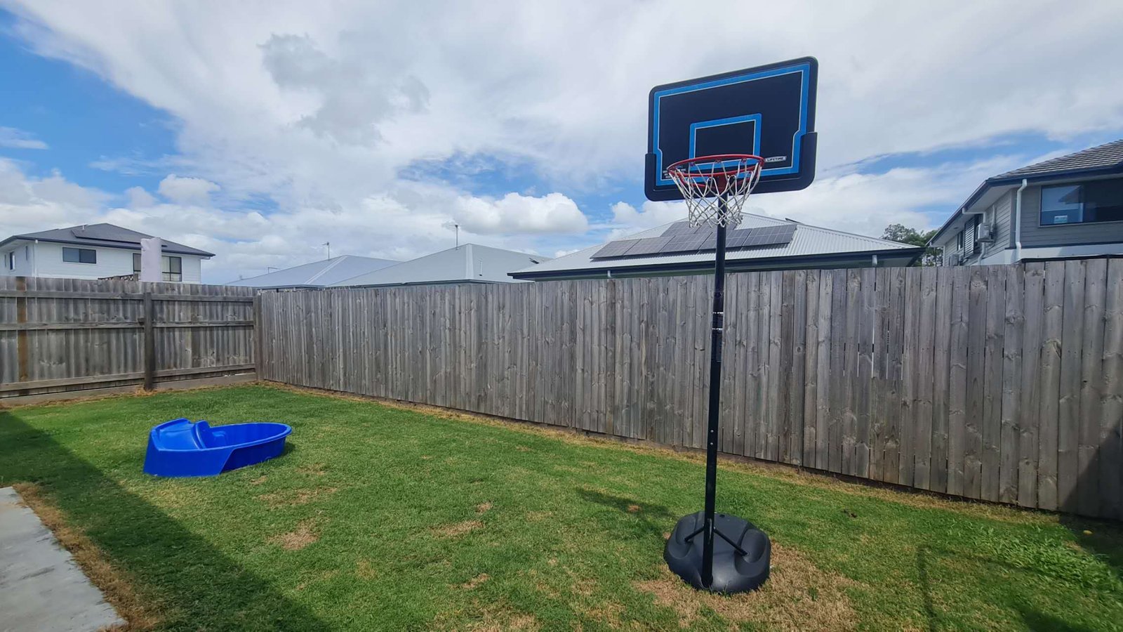 31 Vivienne Crescent COOMERA 15