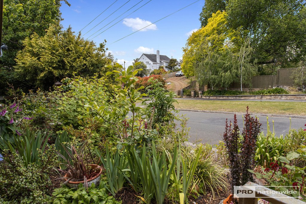 31 Waimea Avenue SANDY BAY 6
