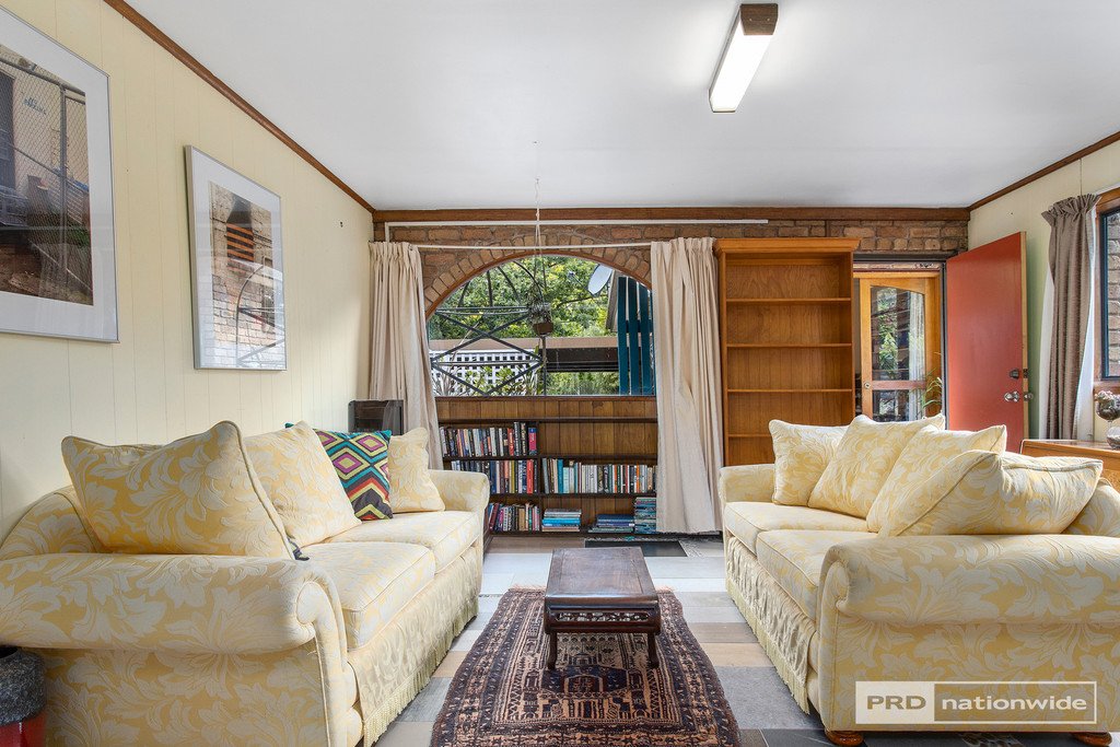 31 Waimea Avenue SANDY BAY 25