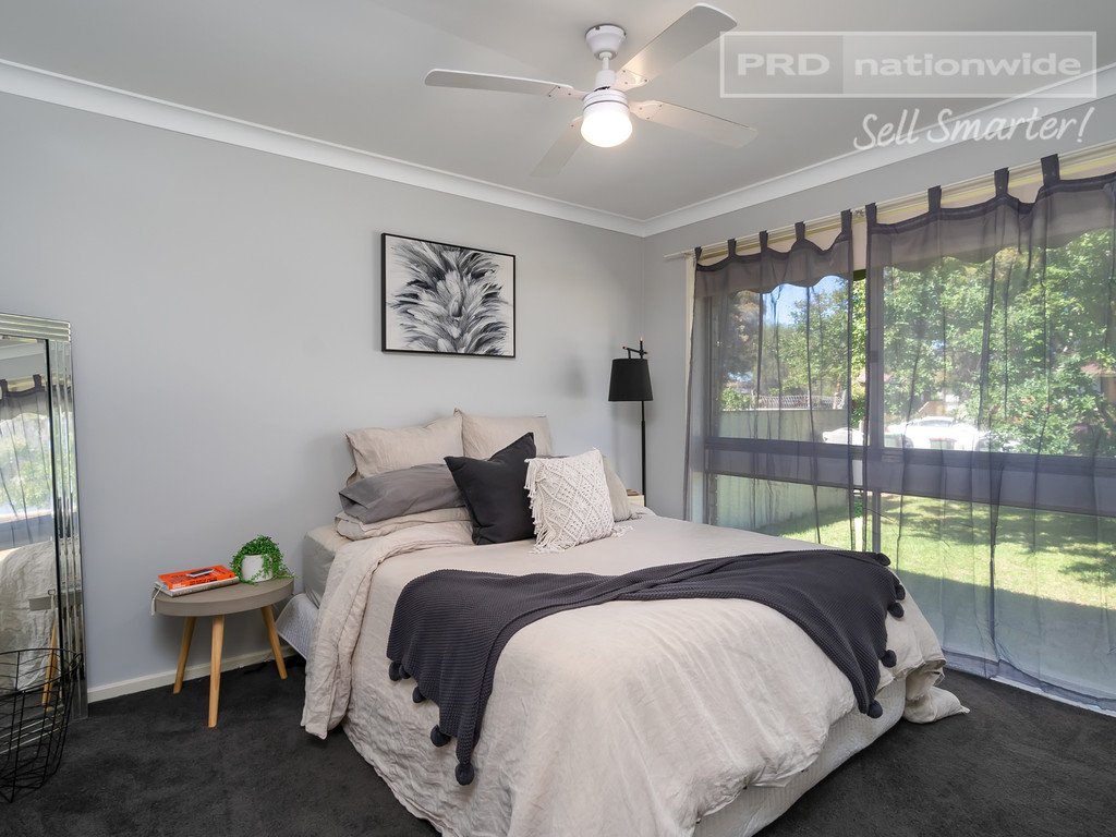 31 Walana Crescent KOORINGAL 6