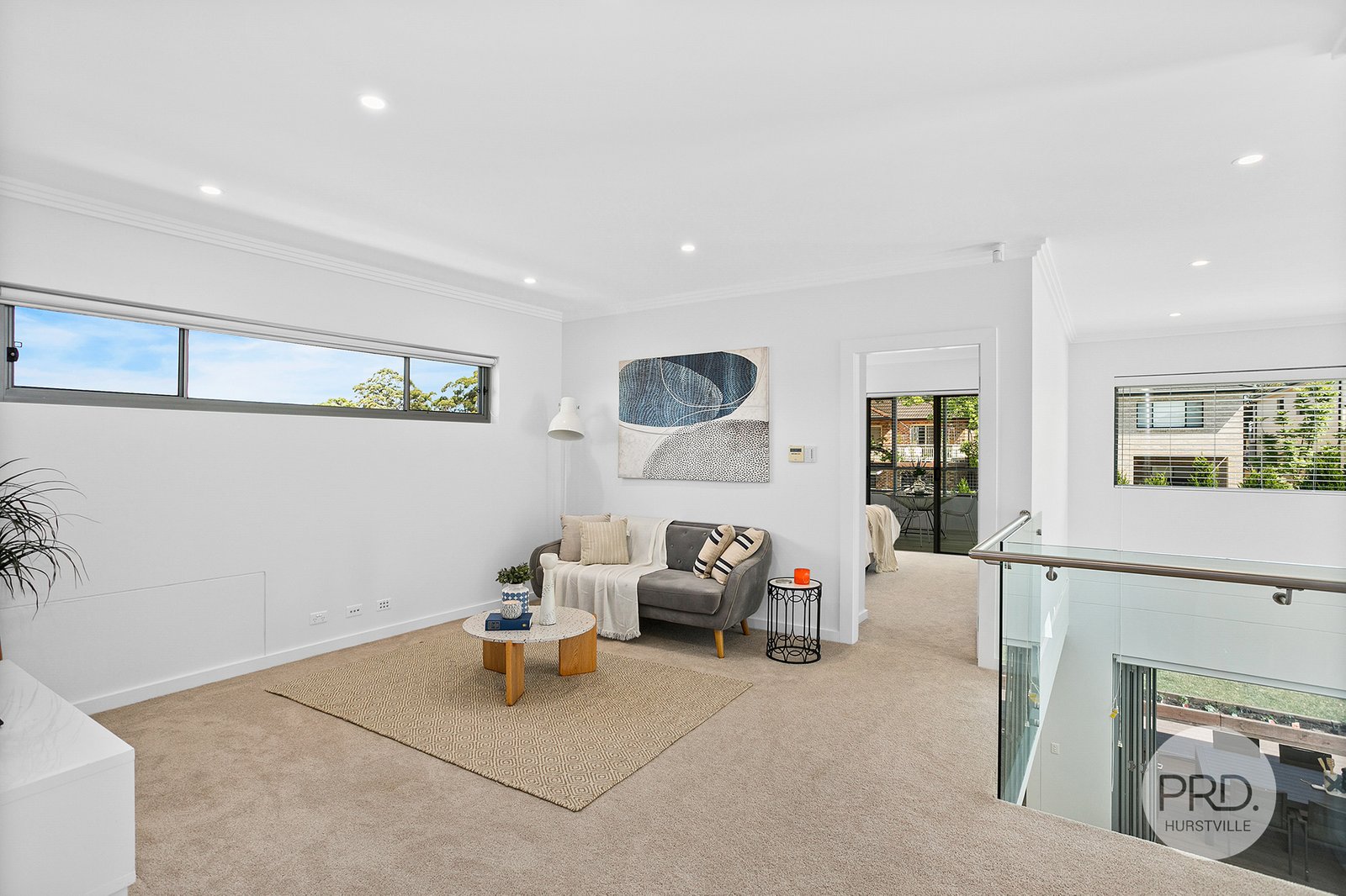 31 Warraba Street HURSTVILLE 8