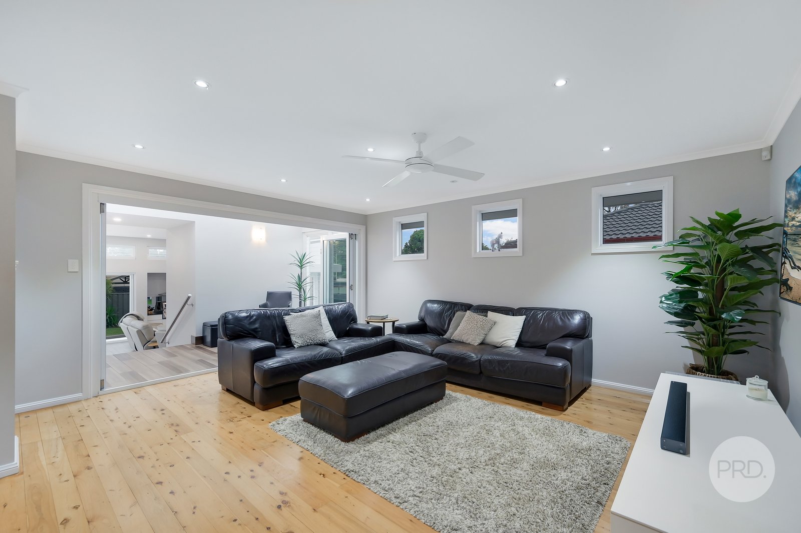 31 Warragamba Crescent JAMISONTOWN 13