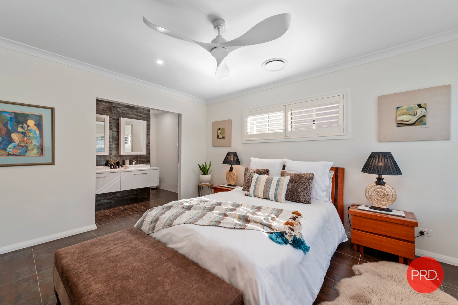 31 Watergum Close SAPPHIRE BEACH 11