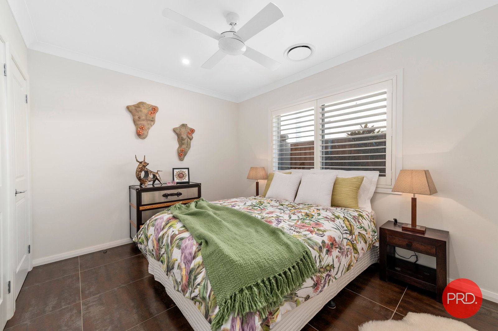 31 Watergum Close SAPPHIRE BEACH 13