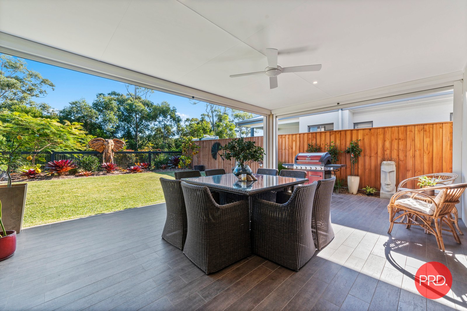 31 Watergum Close SAPPHIRE BEACH 17