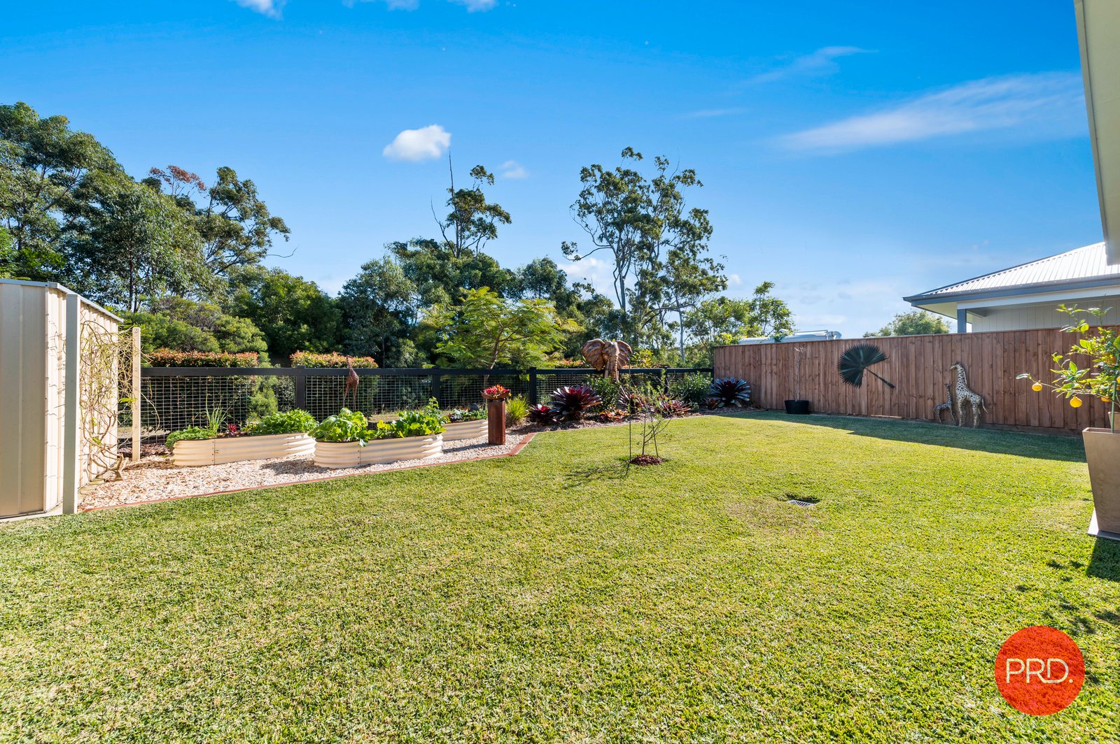 31 Watergum Close SAPPHIRE BEACH 21