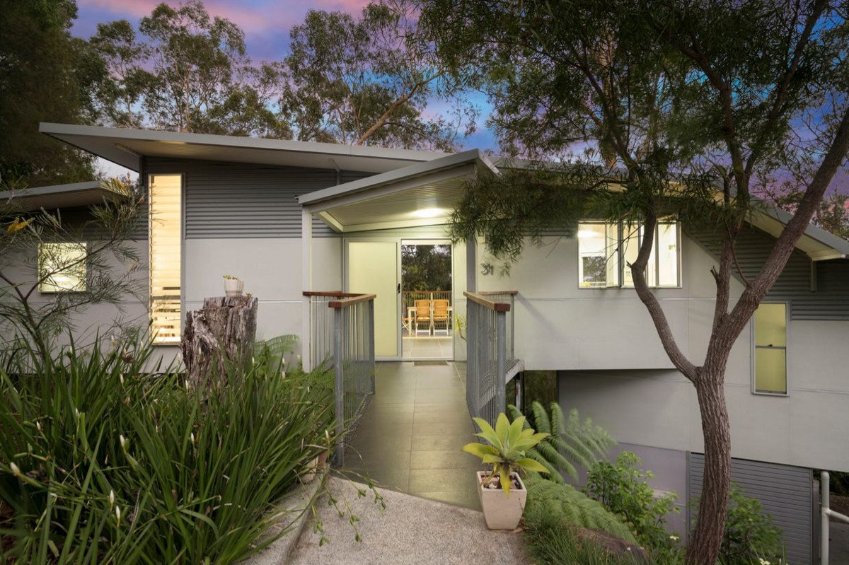 31 Wattlebird Court Currumbin Valley 2