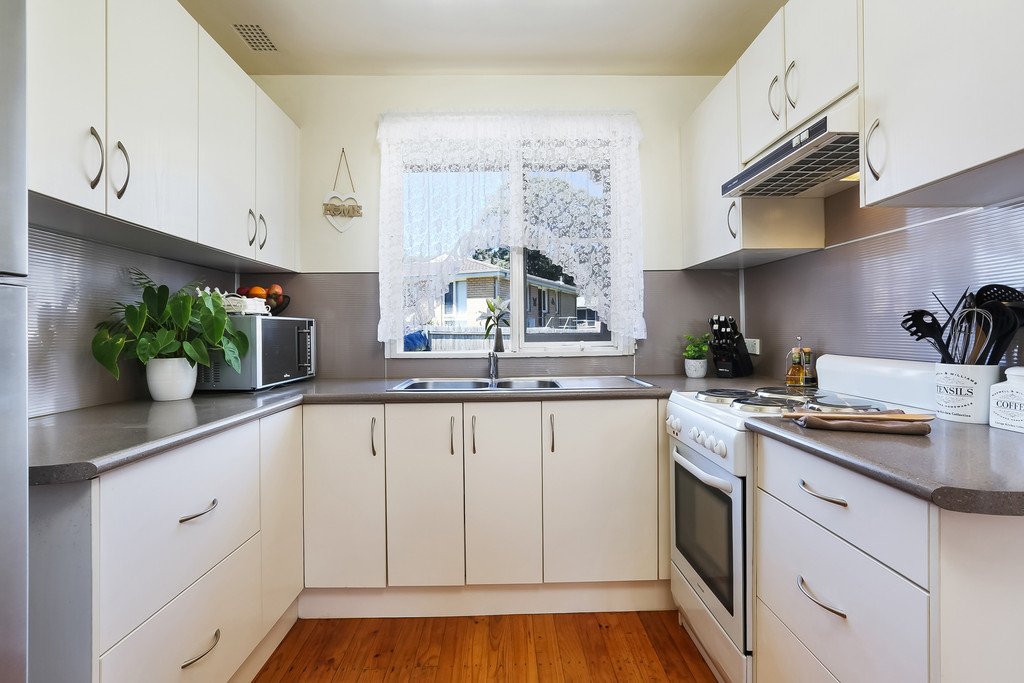 31 Weemala Crescent KOONAWARRA 2