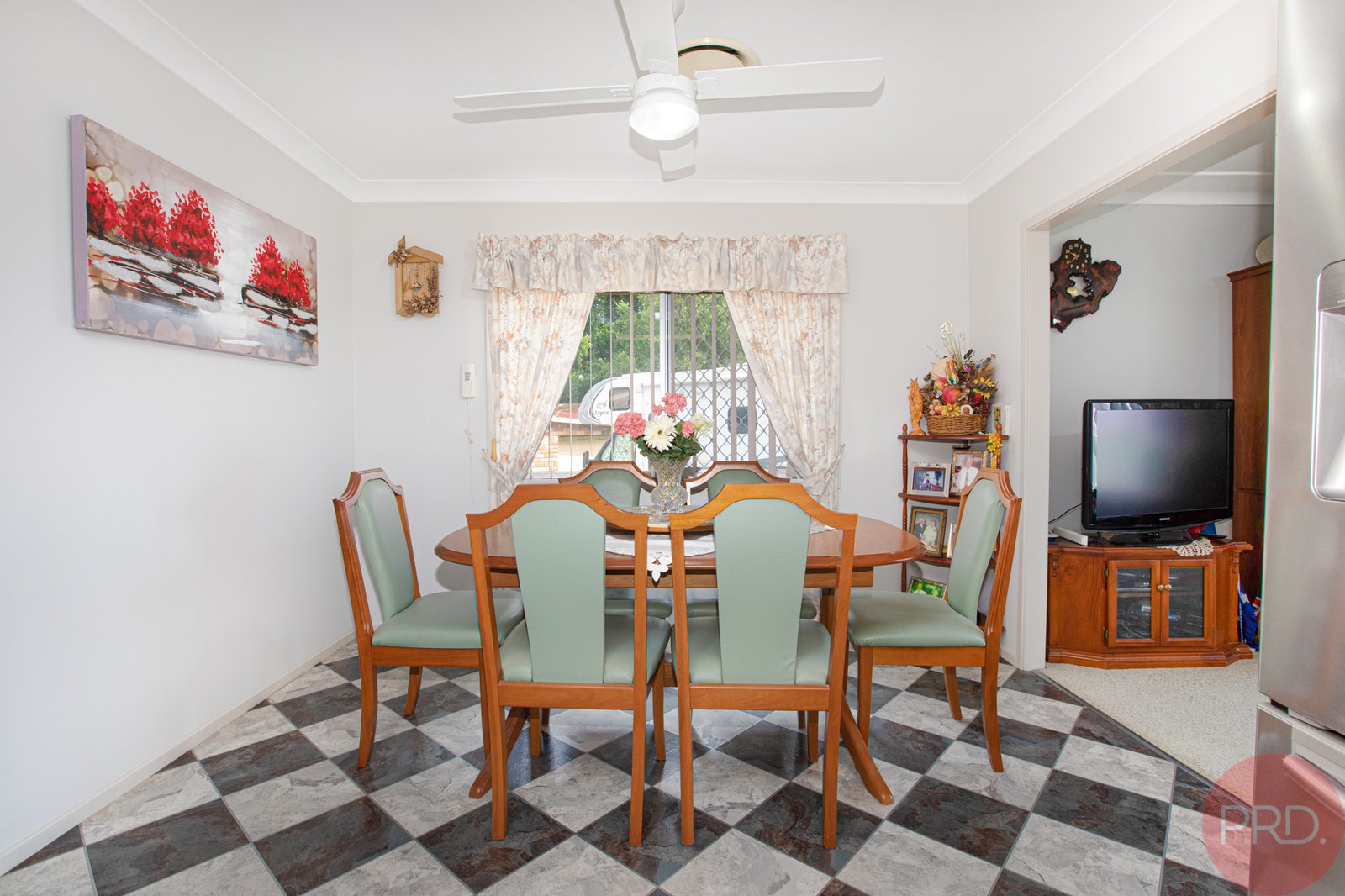 31 Weingartner Avenue TARRO 8