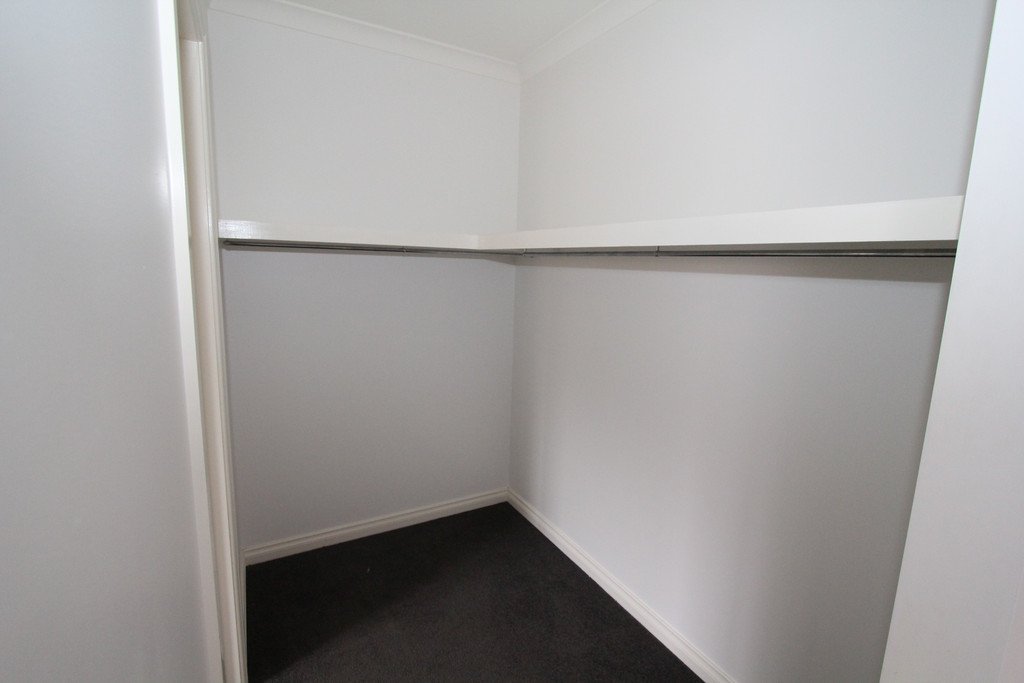 31 Westcliffe Crescent SEBASTOPOL 10