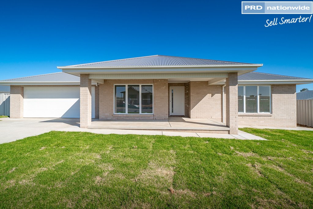 31 Wiveon Street GOBBAGOMBALIN 1