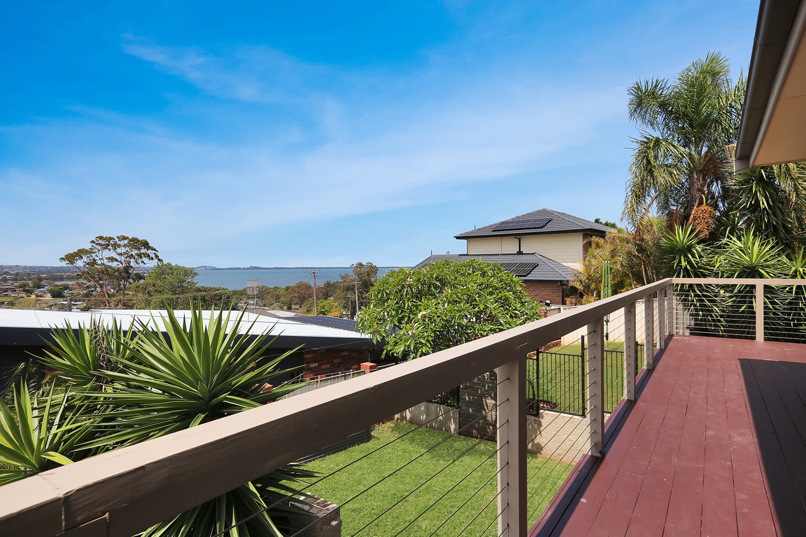 31 Wybalena Ave  KOONAWARRA 3