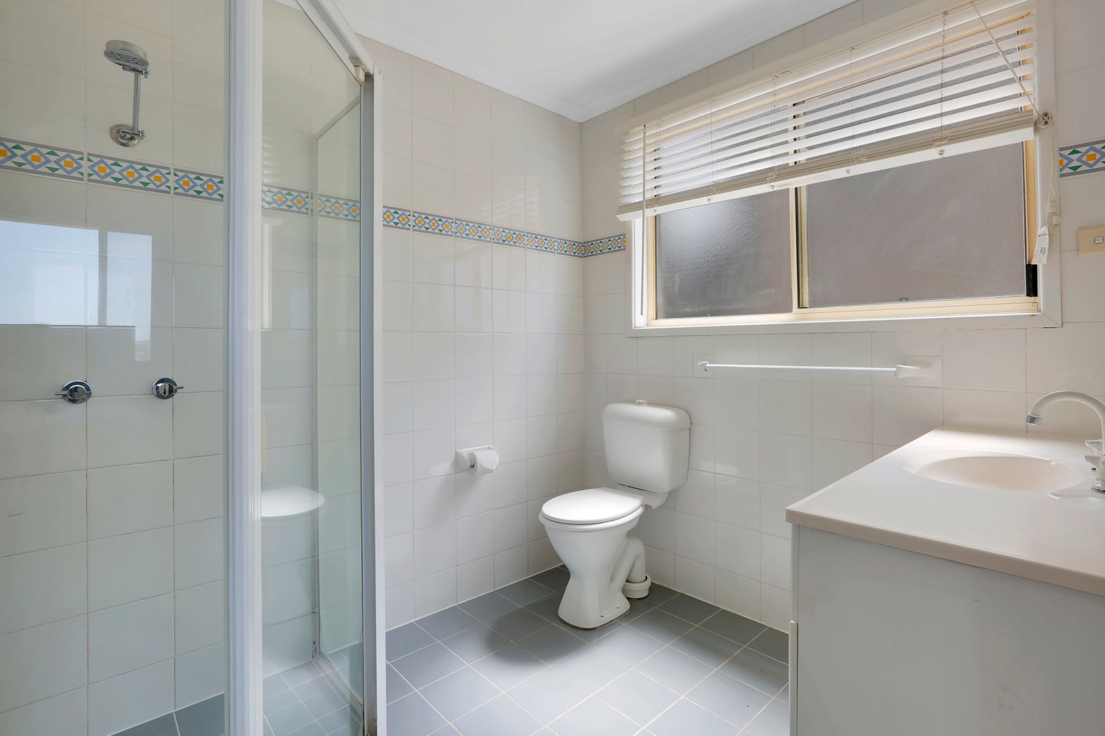 31 Wybalena Ave  KOONAWARRA 10