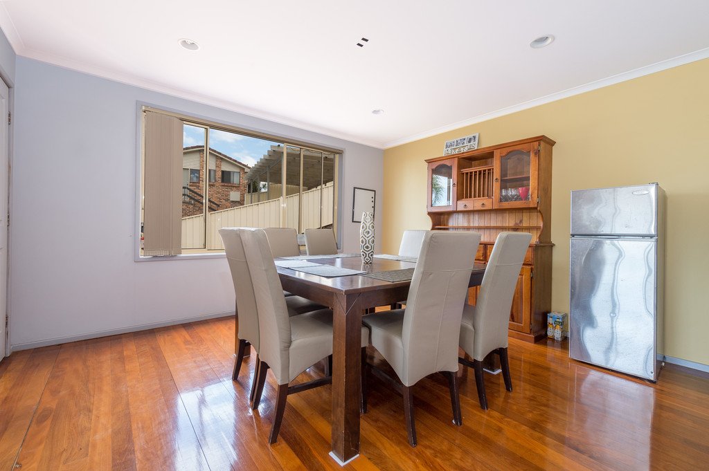 31 Wybalena Ave KOONAWARRA 6