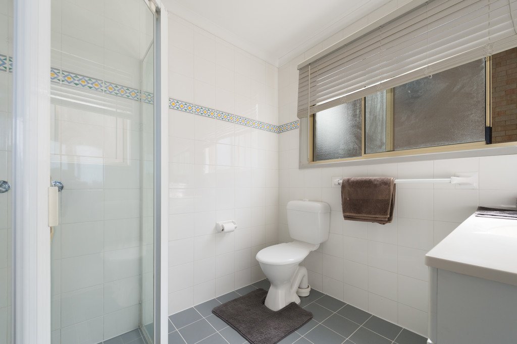 31 Wybalena Ave KOONAWARRA 8