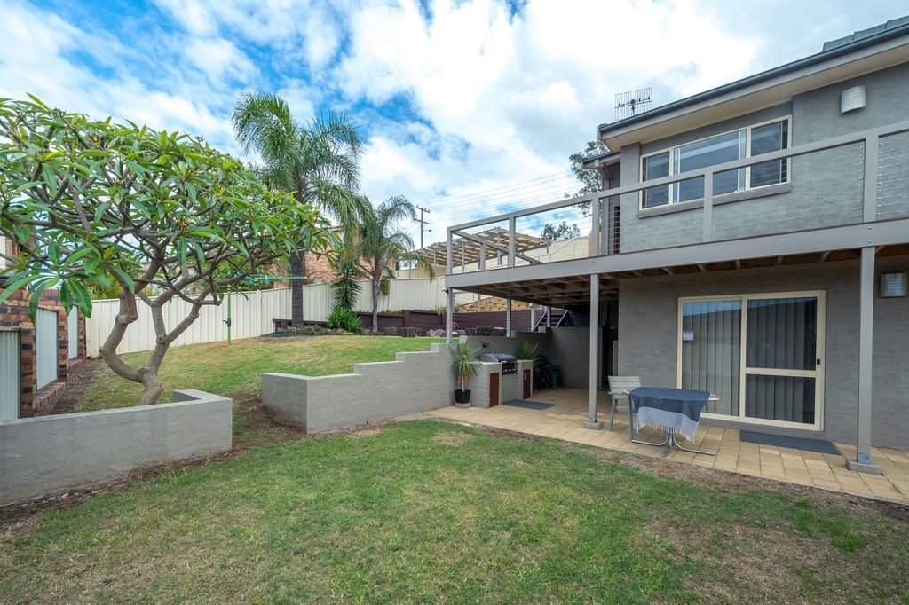 31 Wybalena Ave KOONAWARRA 13