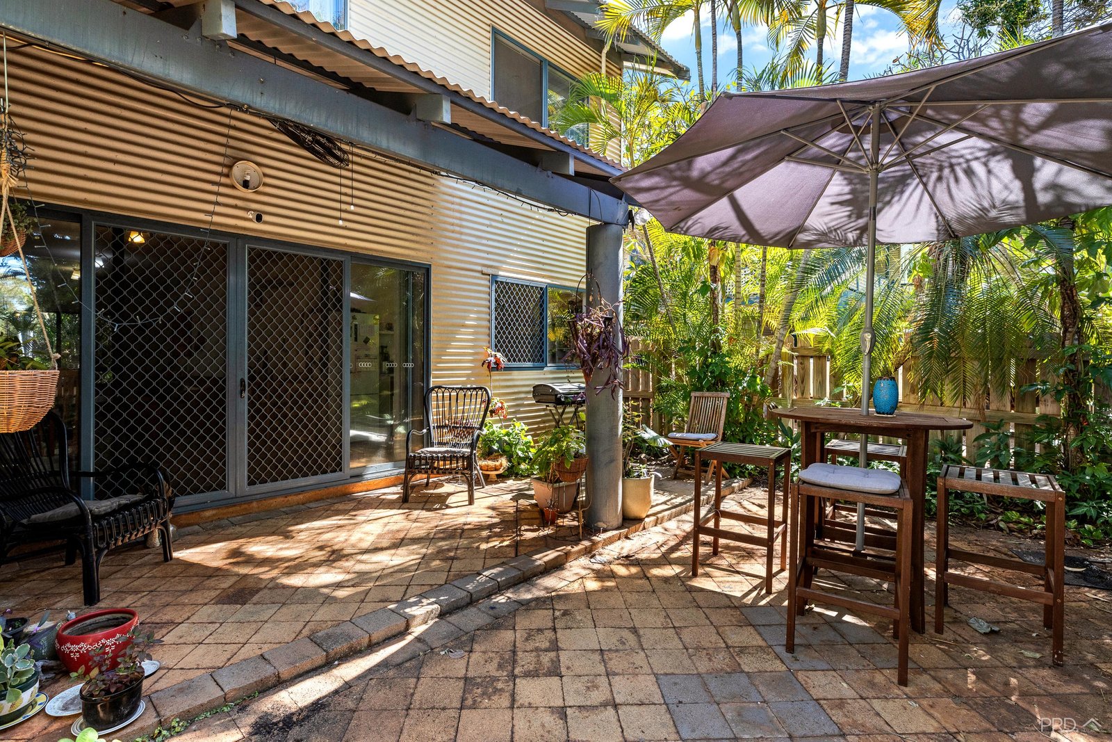 3/10 Bagot Street DJUGUN 11