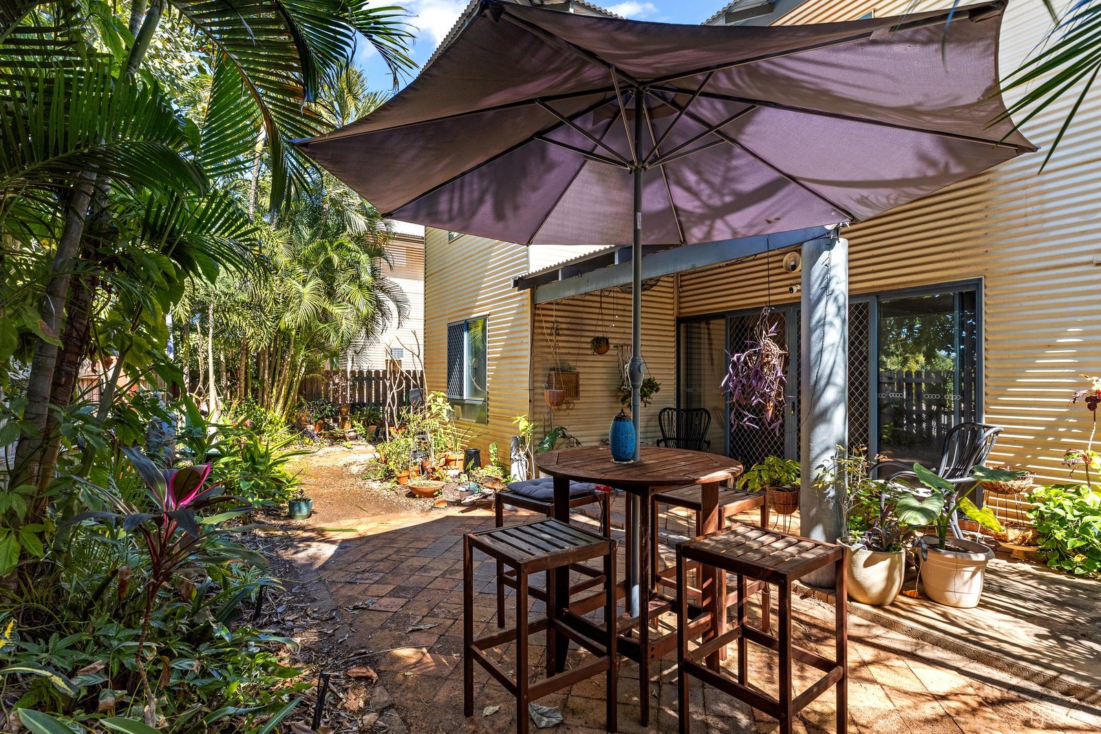 3/10 Bagot Street DJUGUN 13