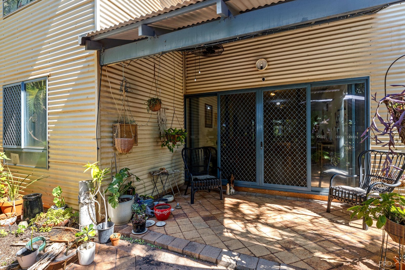 3/10 Bagot Street DJUGUN 15
