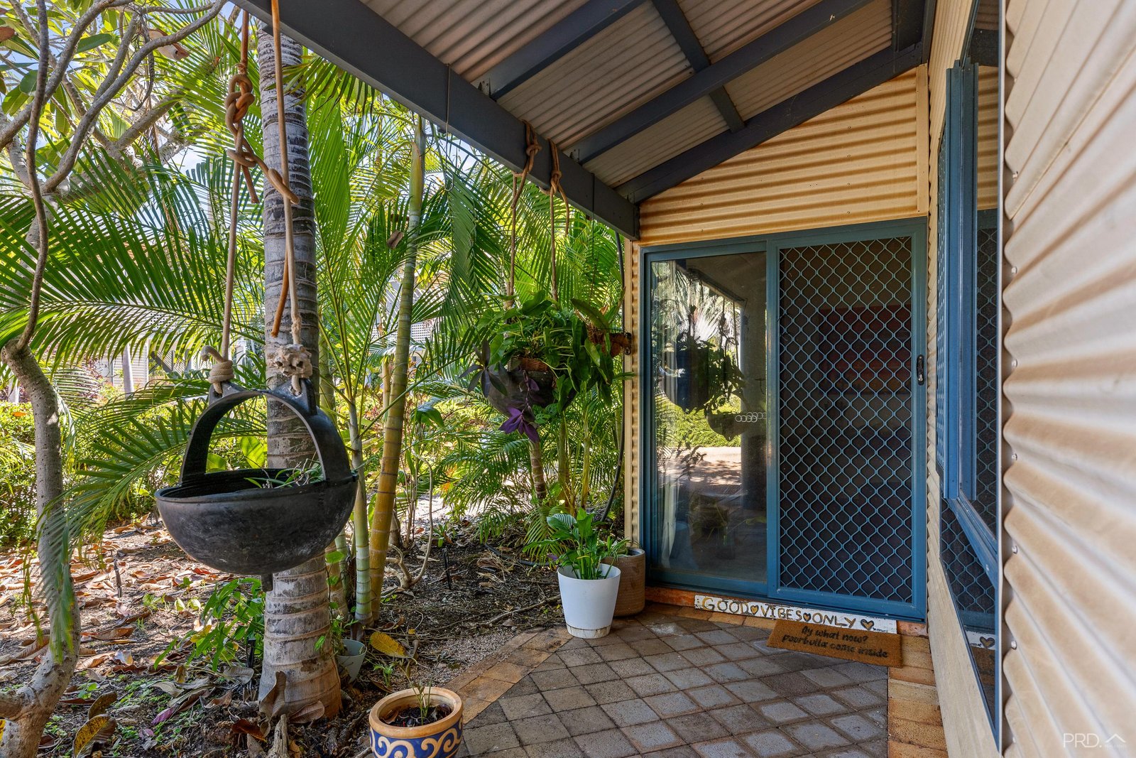 3/10 Bagot Street DJUGUN 17