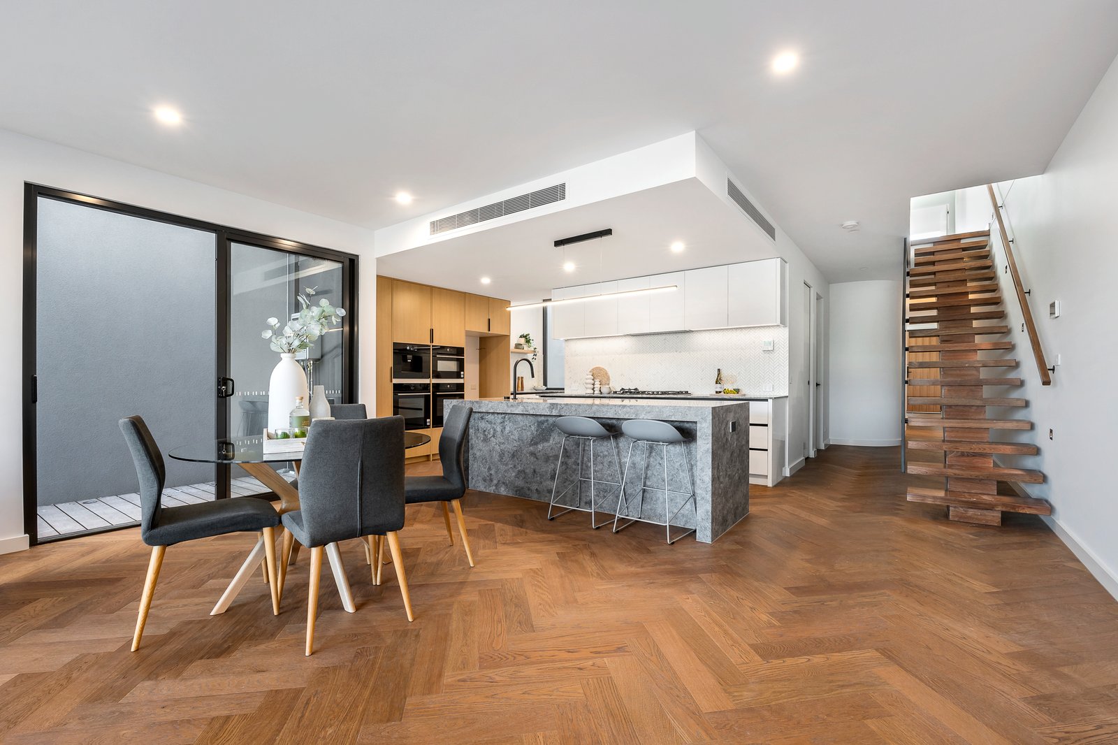 Gallery: 3/10 Breeze Street