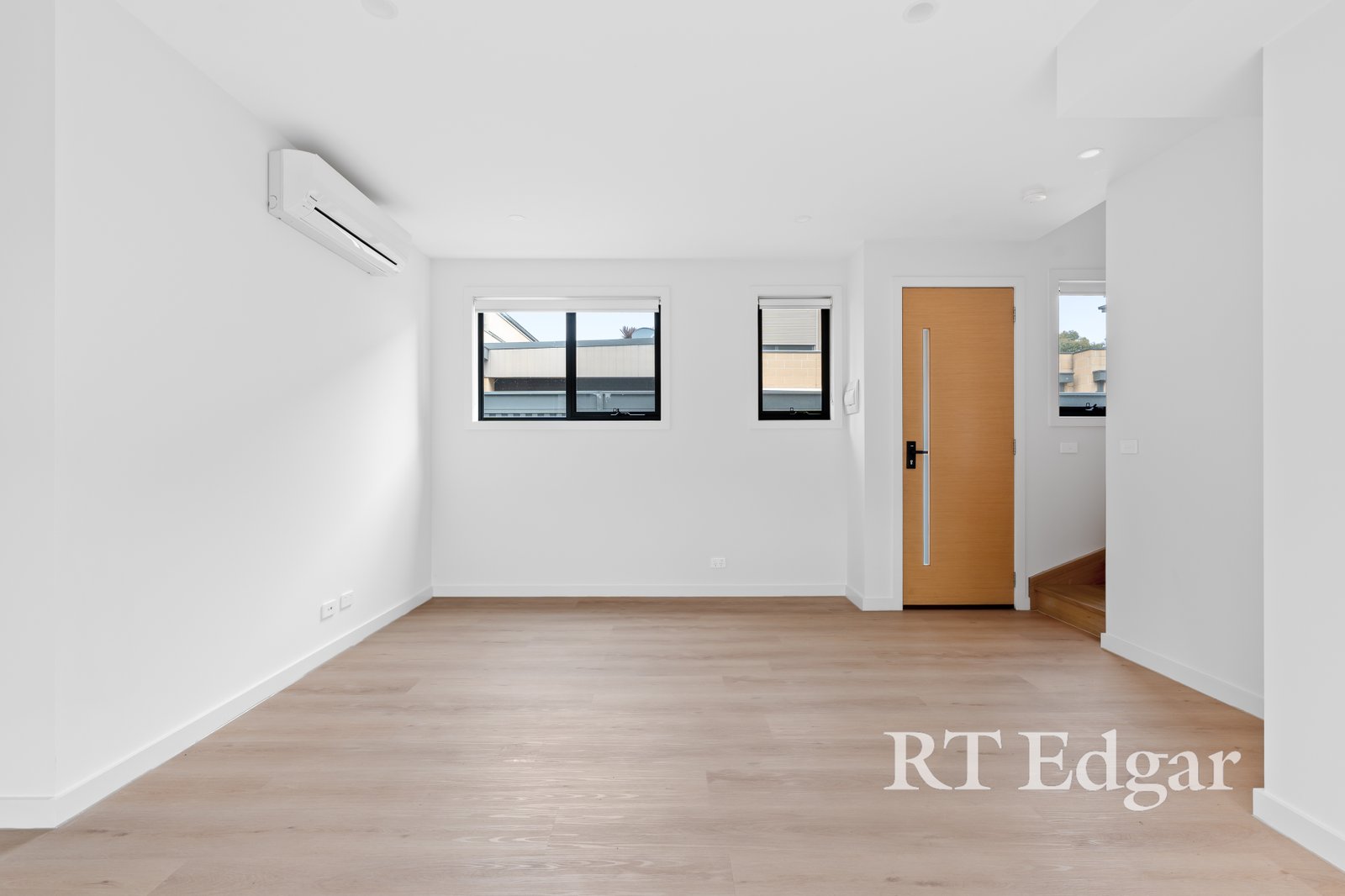 Real Estate and Property in 3/10 Gregory, Oak Park, VIC