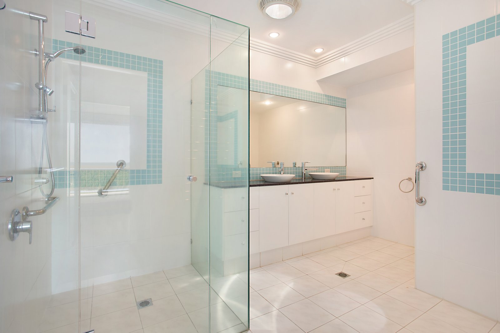 3/10 Hungerford Lane KINGSCLIFF 18