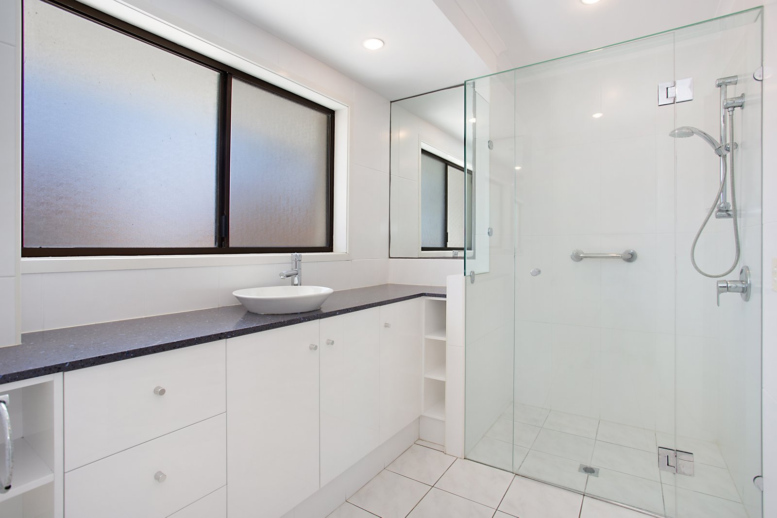 3/10 Hungerford Lane KINGSCLIFF 19