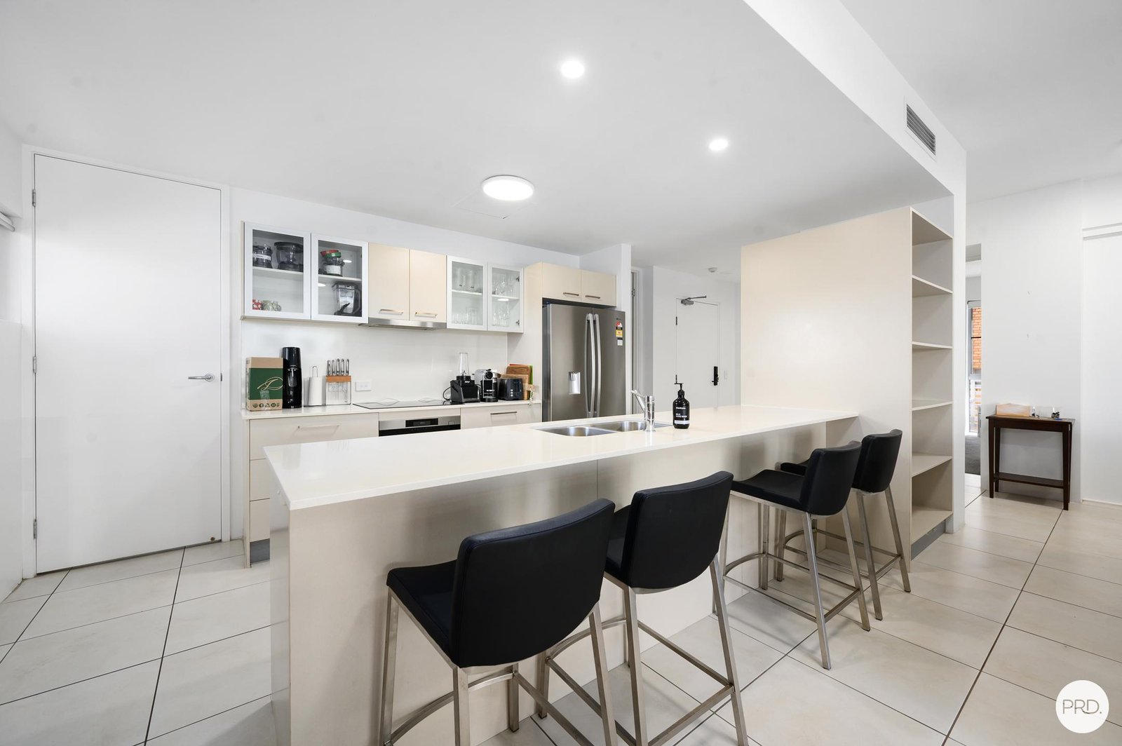 3/10 Imperial Parade LABRADOR 3