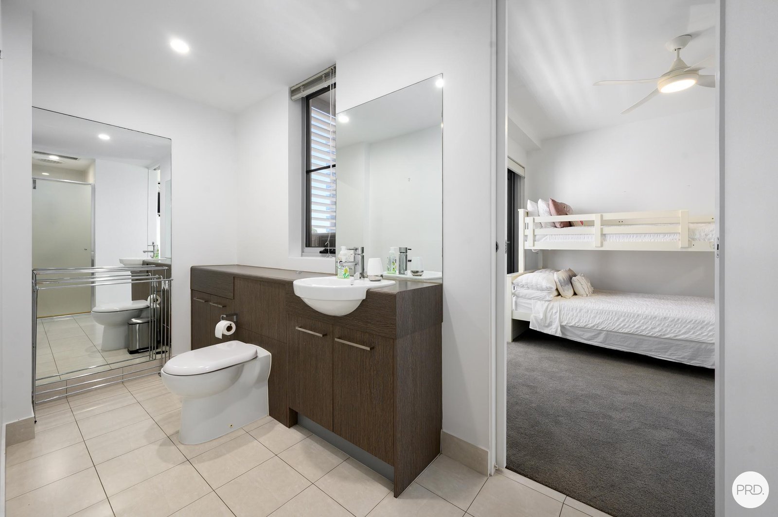 3/10 Imperial Parade LABRADOR 11