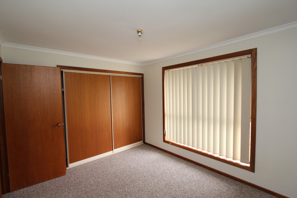 310 Kinnersley Avenue CANADIAN 10