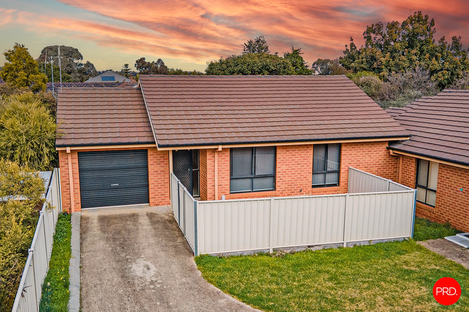 3/10 Ligar Street KENNINGTON 1