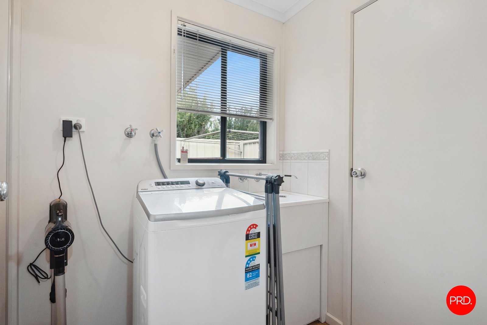 3/10 Ligar Street KENNINGTON 10