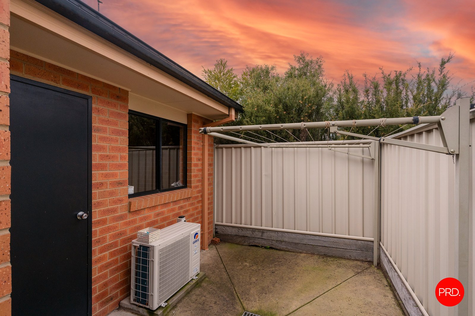 3/10 Ligar Street KENNINGTON 12