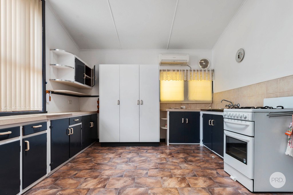 310 Mackenzie Street GOLDEN SQUARE 2