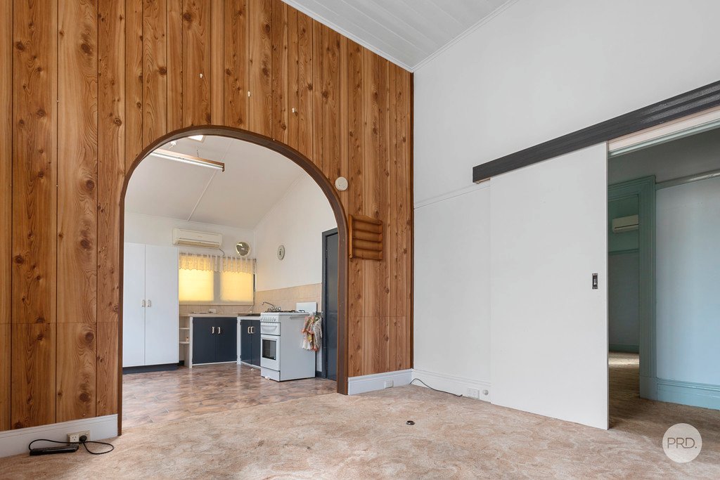 310 Mackenzie Street GOLDEN SQUARE 3