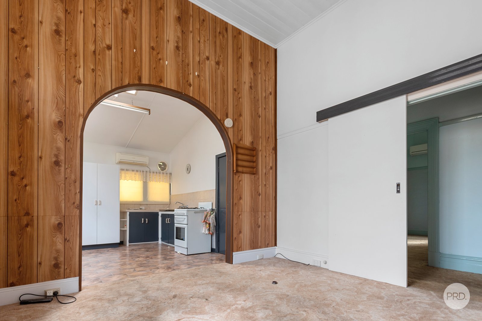 310 Mackenzie Street GOLDEN SQUARE 3