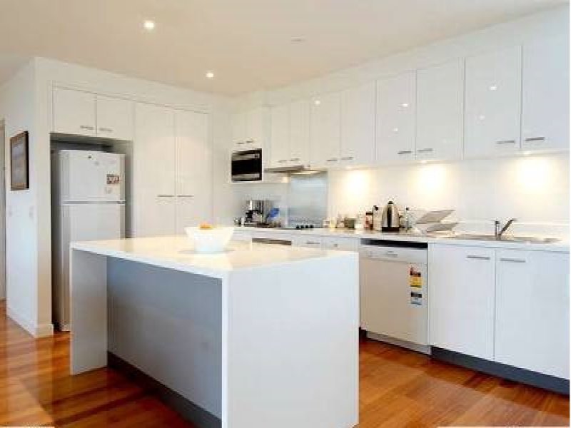 3/10 Marana Avenue ROSE BAY 2