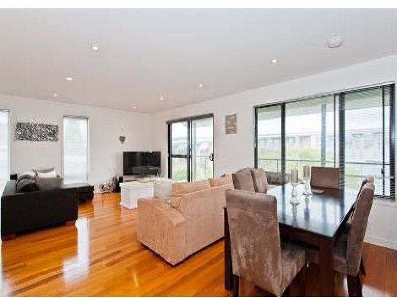 3/10 Marana Avenue ROSE BAY 3