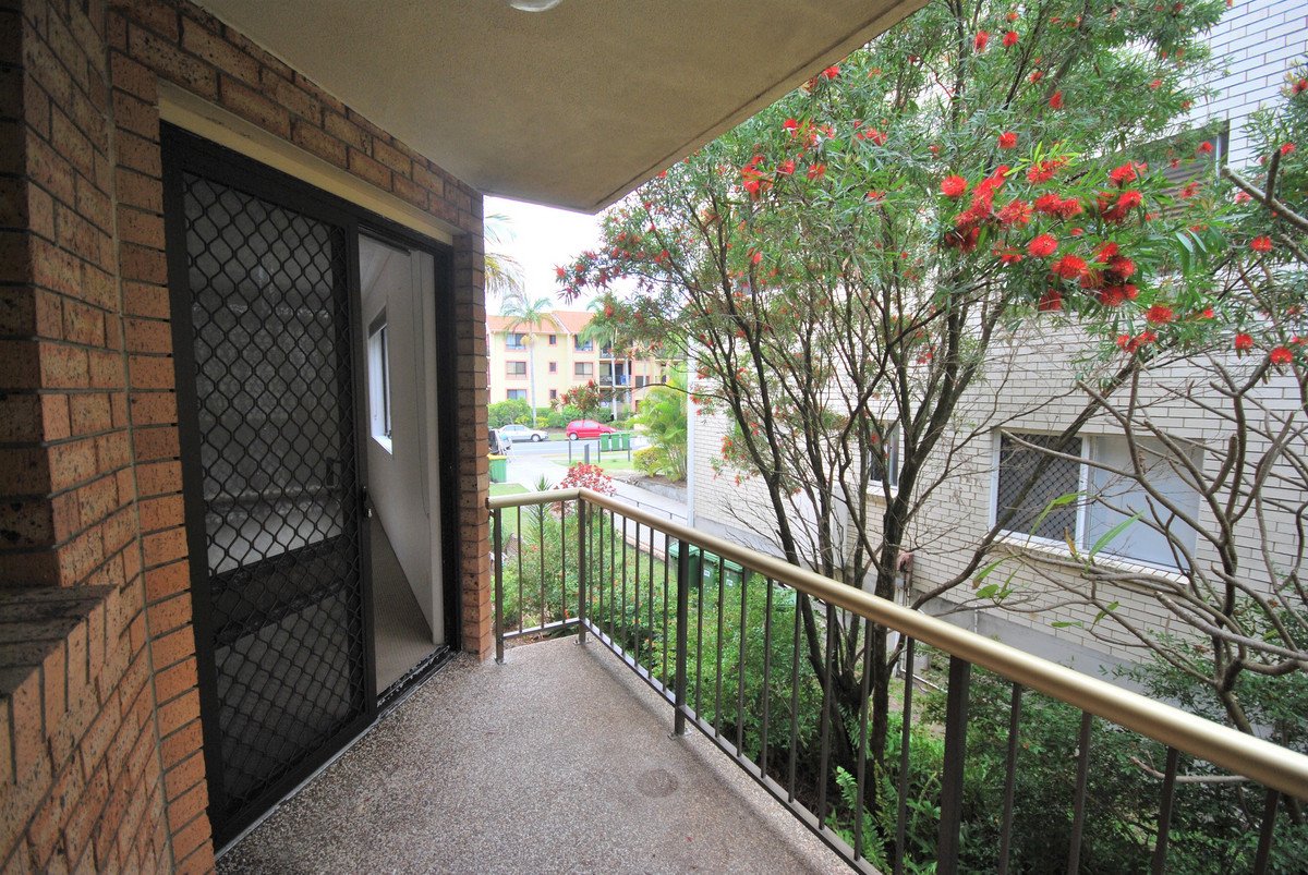 3/10 Mountain View Avenue MIAMI 2
