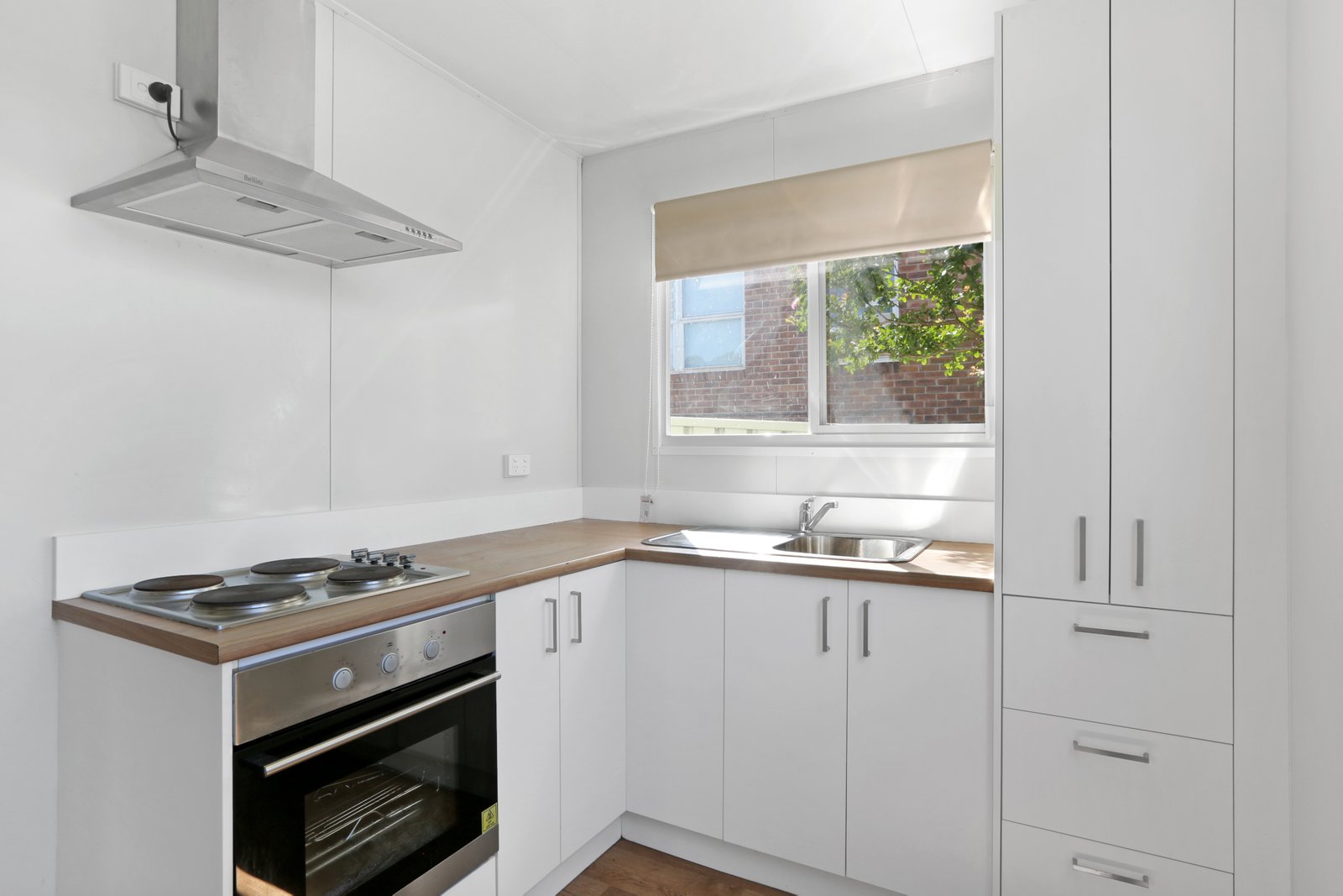 310 Northcliffe Drive LAKE HEIGHTS 9