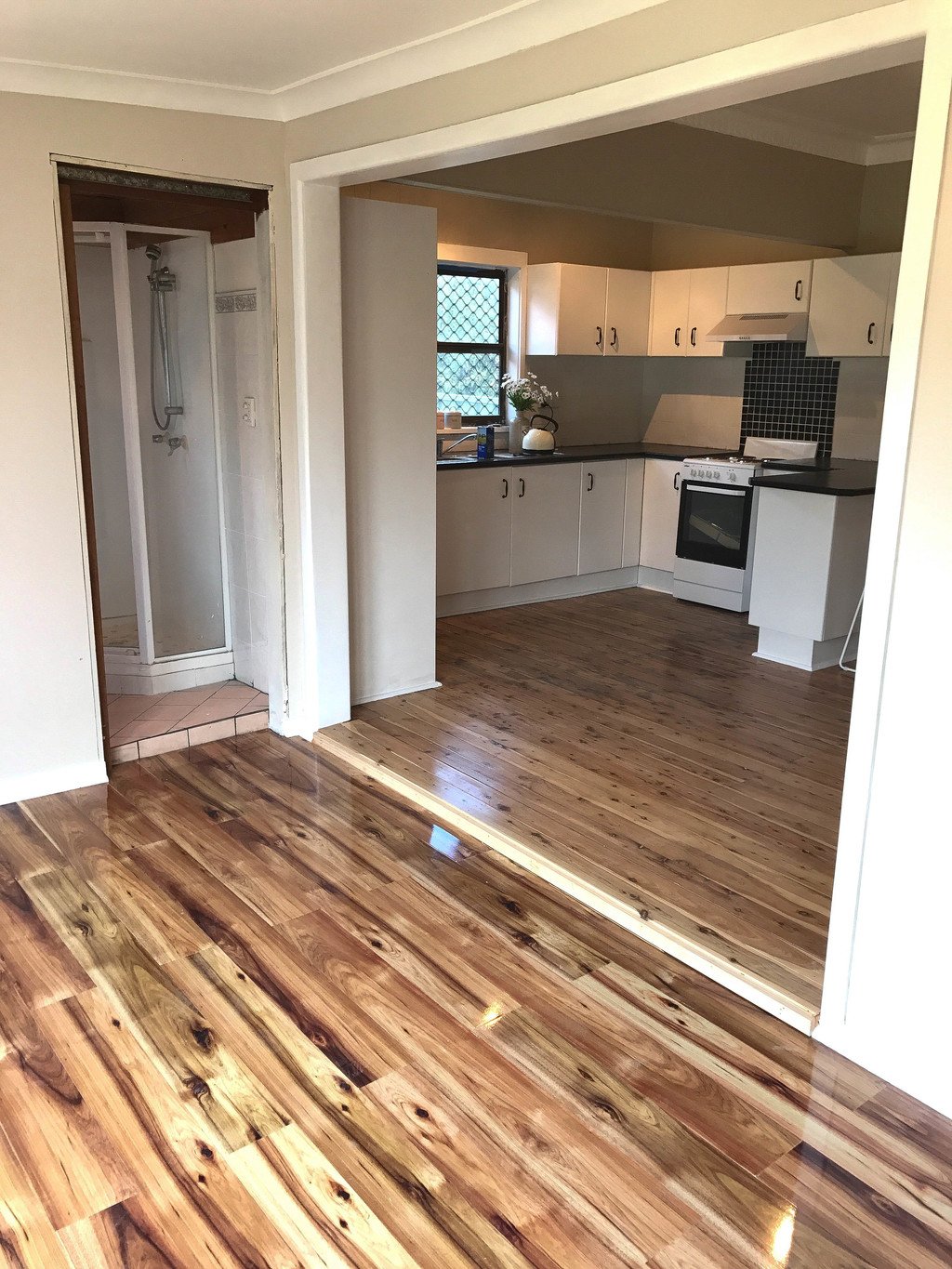 310 Northcliffe Drive LAKE HEIGHTS 3