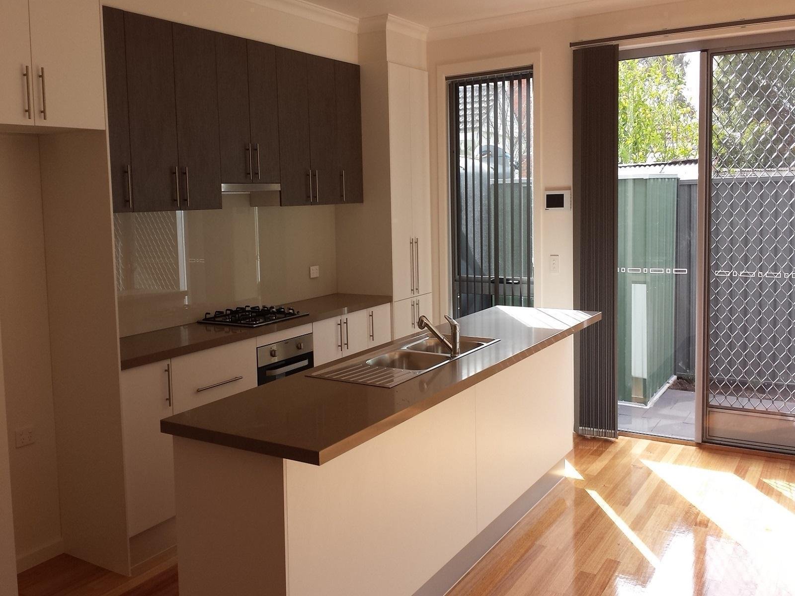 Gallery: 3/10 Scovell Crescent
