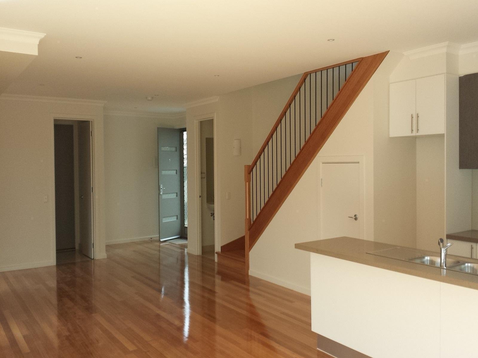 Gallery: 3/10 Scovell Crescent