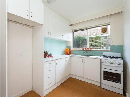 Gallery: 3/10 St Huberts Road
