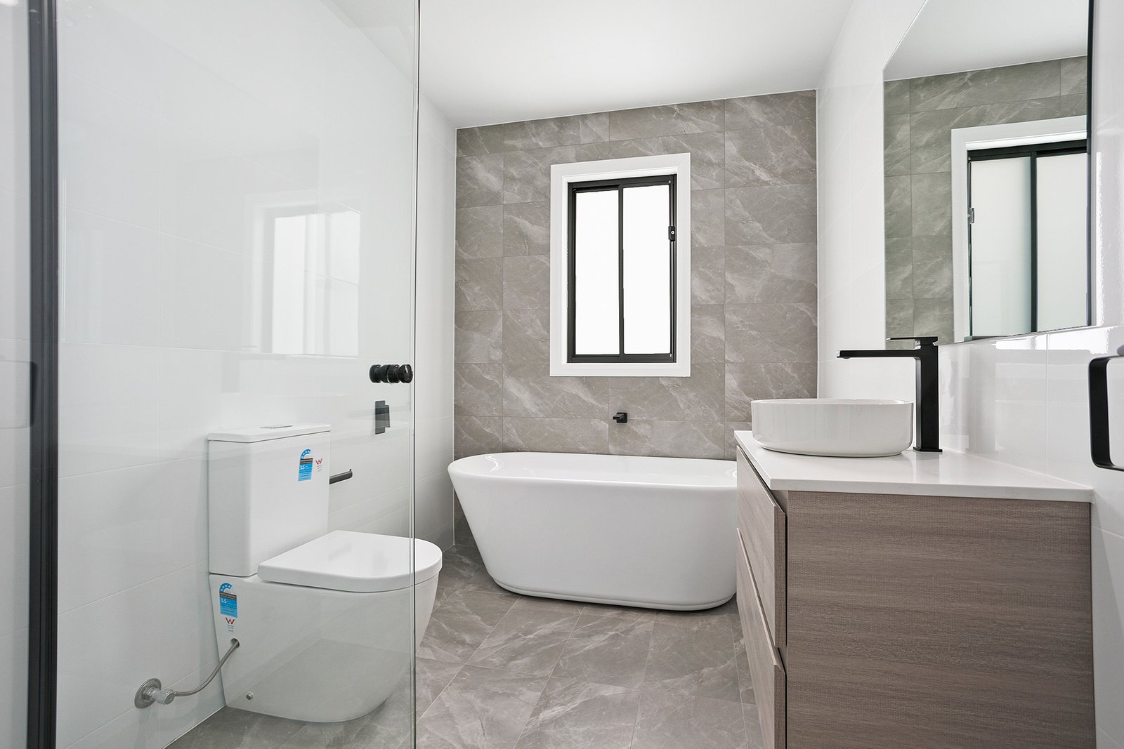 3/10 Taylor Rd  ALBION PARK 7